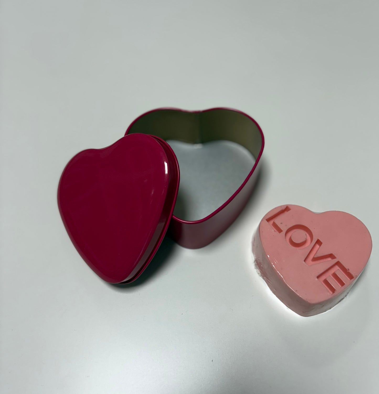 EKLA02 Lata Corazón