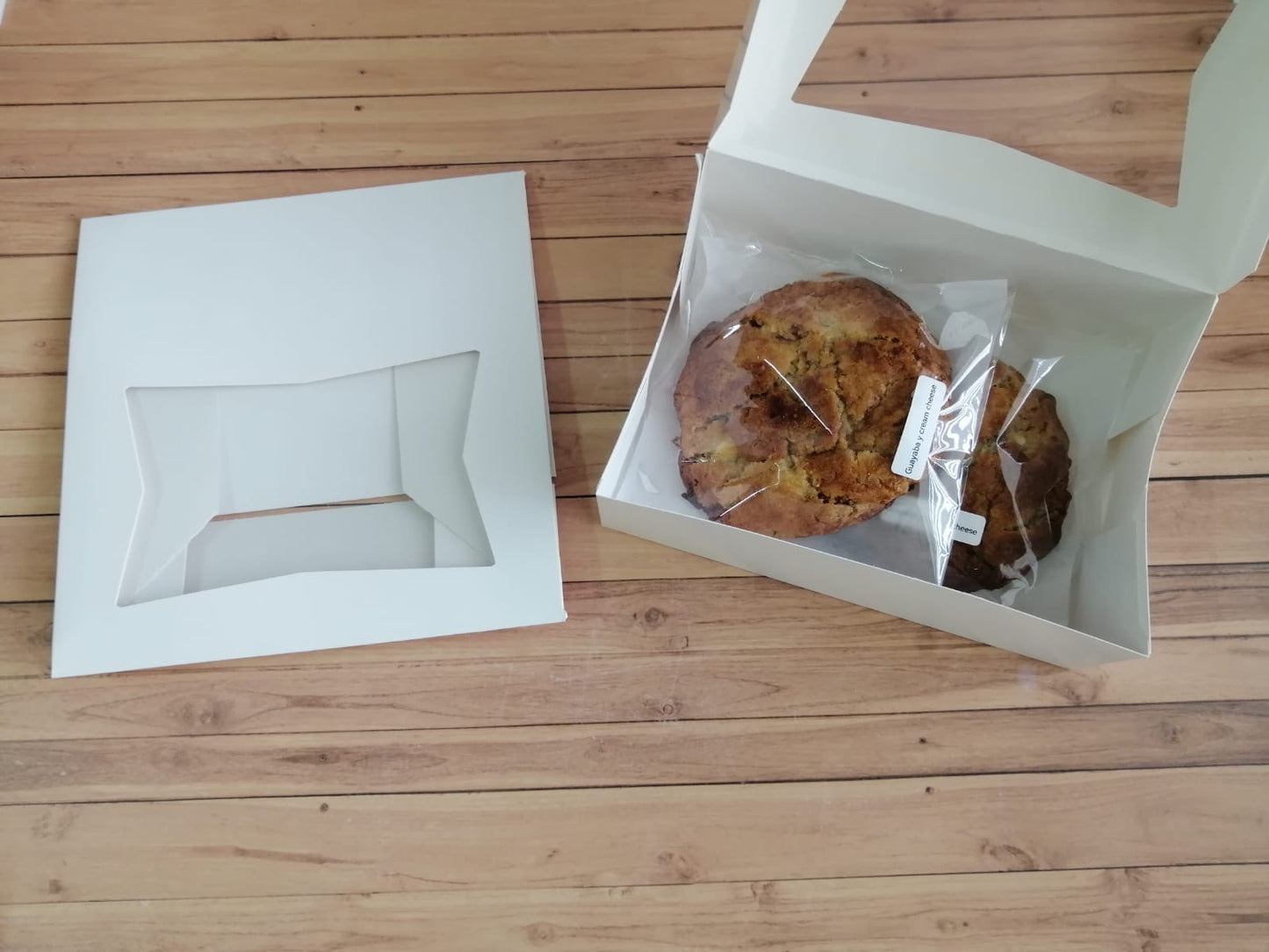 CG10 Caja para Postres y Jabones.