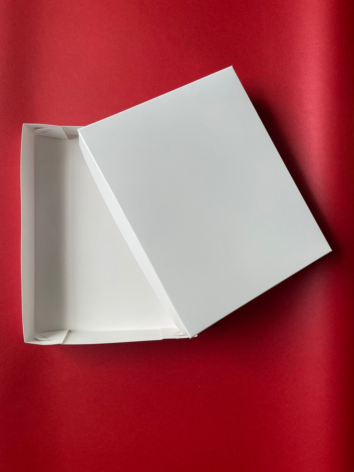 CC20 Caja Cerrada para Ropa