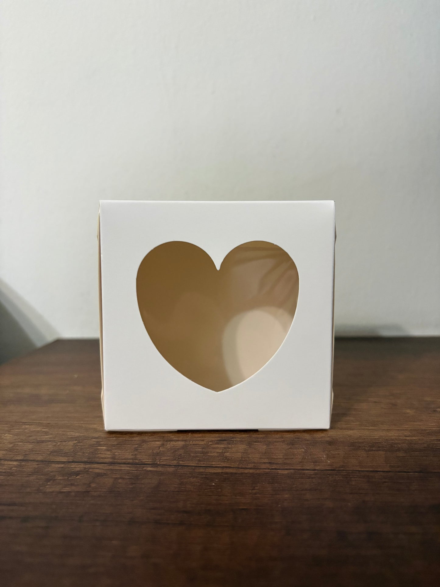 EKY01 Caja Blanca Corazon plegadiza