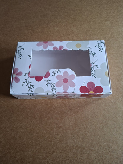 BO02 Caja Flores Botoncitos
