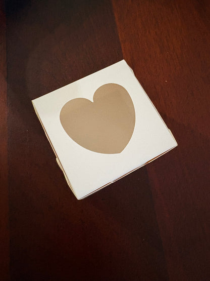 EKY01 Caja Blanca Corazon plegadiza